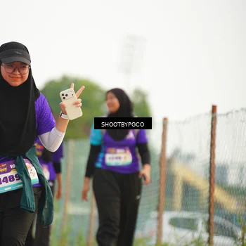 Runner Photo 8302914