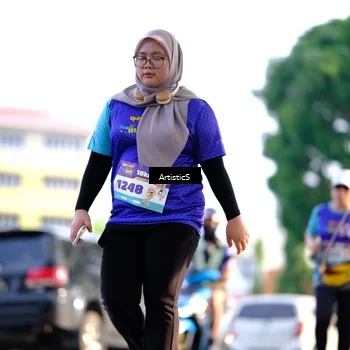 Runner Photo 8302924