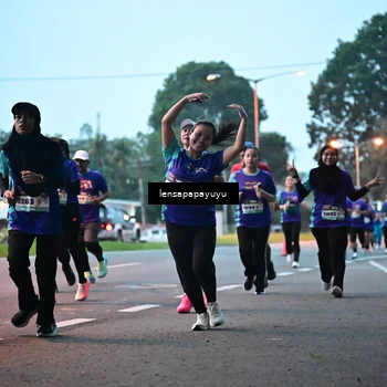 Runner Photo 8302931