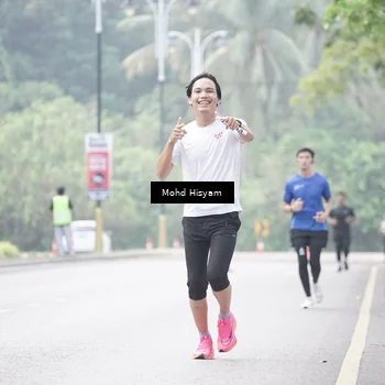 Runner Photo 8302942