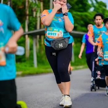Runner Photo 8302965