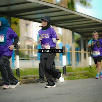 Runner Photo 8302981