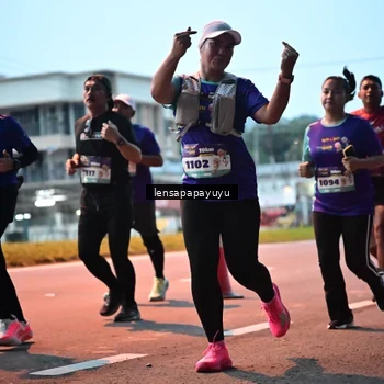 Runner Photo 8302995