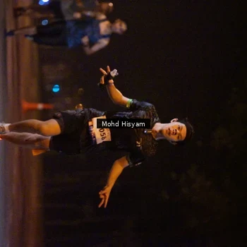 Runner Photo 8303060