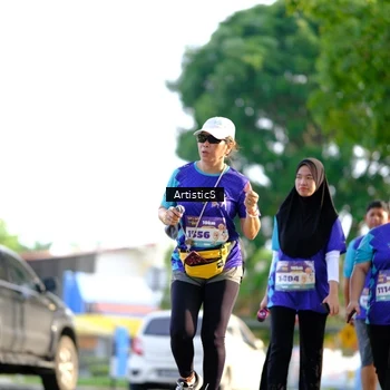Runner Photo 8303087