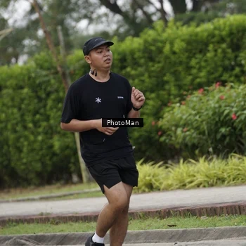 Runner Photo 8303131