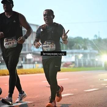 Runner Photo 8303134