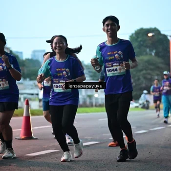 Runner Photo 8303145