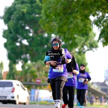Runner Photo 8303154