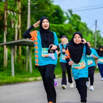 Runner Photo 8303157