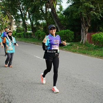 Runner Photo 8303158