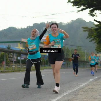 Runner Photo 8303184