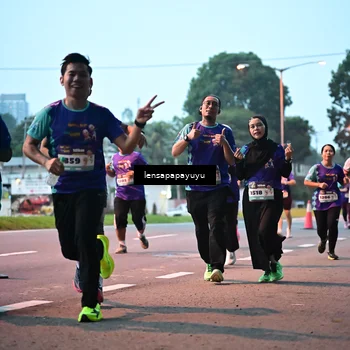 Runner Photo 8303186