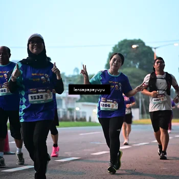 Runner Photo 8303264