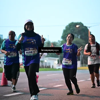 Runner Photo 8303296