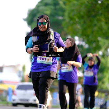 Runner Photo 8303312