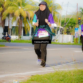 Runner Photo 8303321