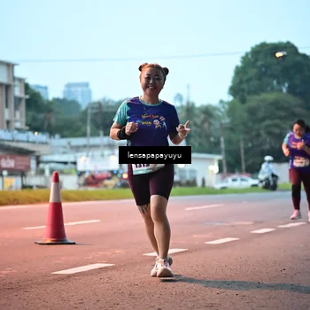 Runner Photo 8303322