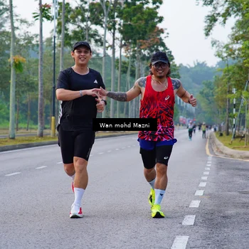 Runner Photo 8303332