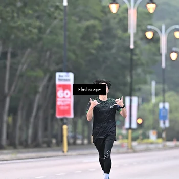 Runner Photo 8303344