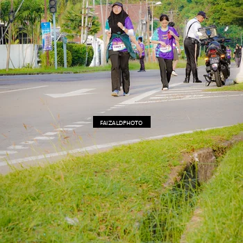 Runner Photo 8303350