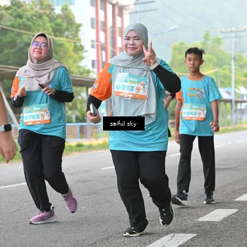 Runner Photo 8303354