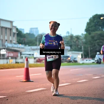Runner Photo 8303361