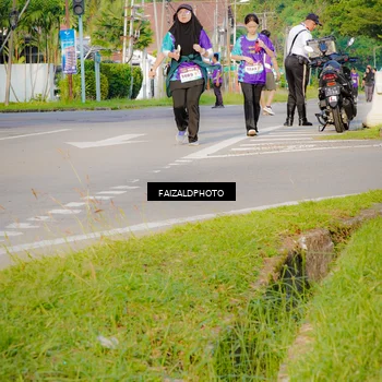Runner Photo 8303380