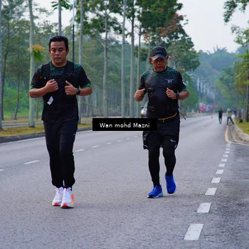 Runner Photo 8303394
