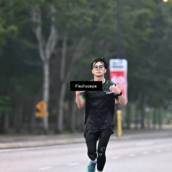 Runner Photo 8303397