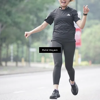 Runner Photo 8303402