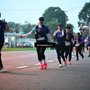 Runner Photo 8303404