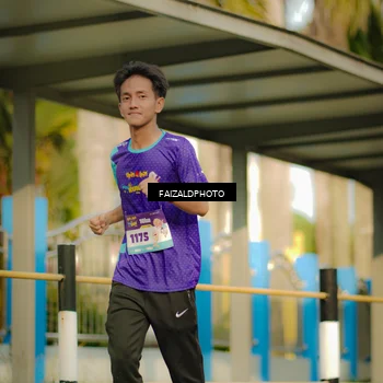 Runner Photo 8303413