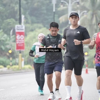Runner Photo 8303424