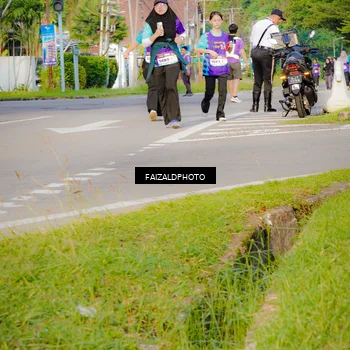 Runner Photo 8303472