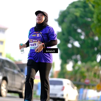 Runner Photo 8303474