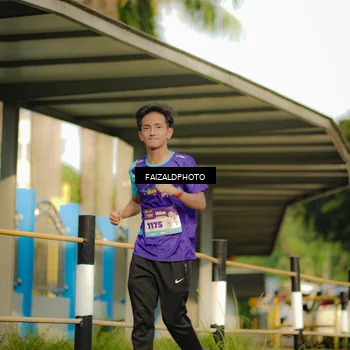 Runner Photo 8303504
