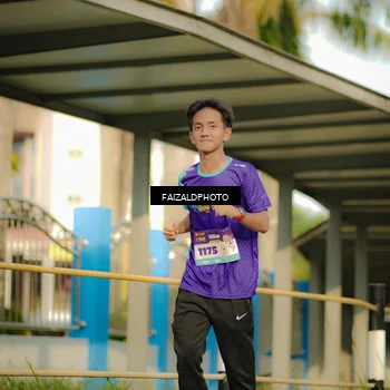 Runner Photo 8303511