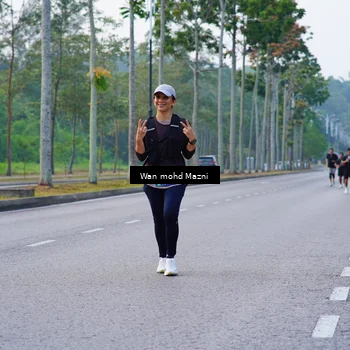 Runner Photo 8303518