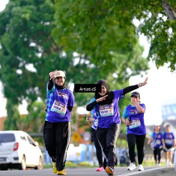 Runner Photo 8303532