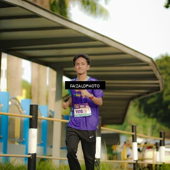 Runner Photo 8303533