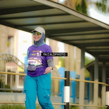 Runner Photo 8303540