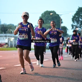 Runner Photo 8303543
