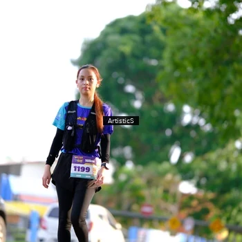 Runner Photo 8303548