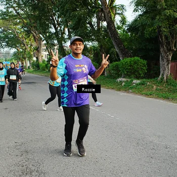 Runner Photo 8303576