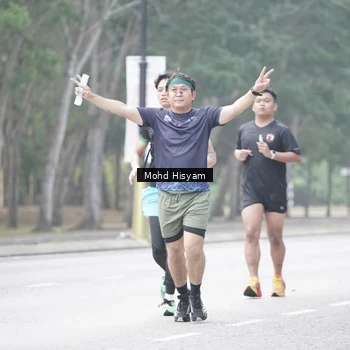 Runner Photo 8303636
