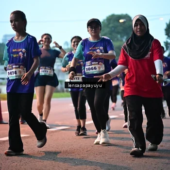 Runner Photo 8303647