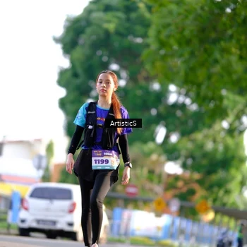 Runner Photo 8303654