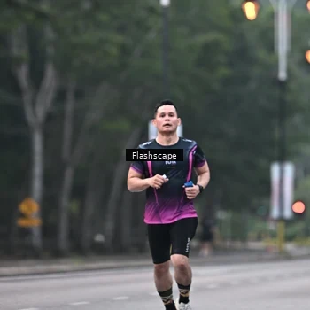Runner Photo 8303661