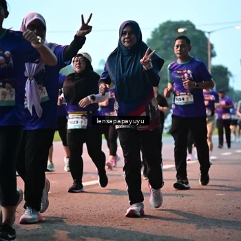 Runner Photo 8303679